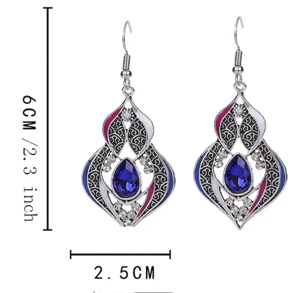 Bohemian Carved Leaf Synthetic Peacock Blue Synthetic Gems Decor Dangle Earrings - Picture 4 of 5